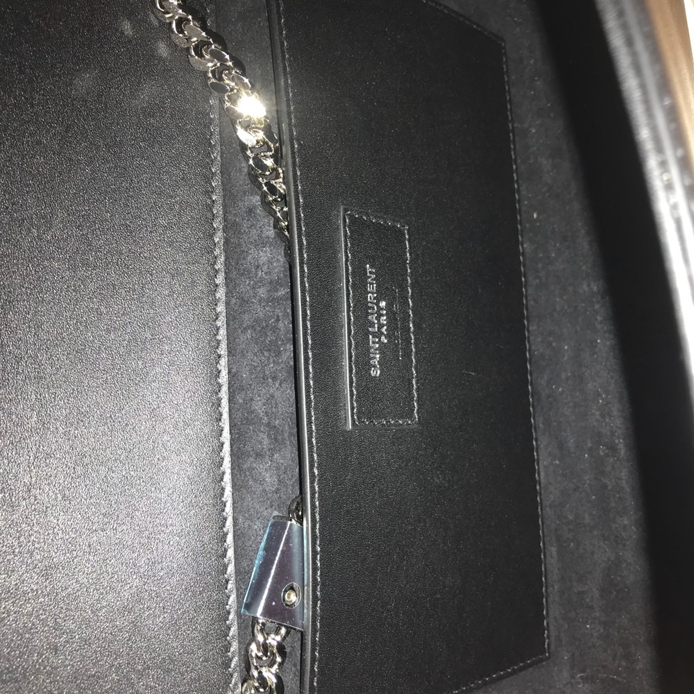 Kate medium with tassel slightly used - Picture 3 of 8